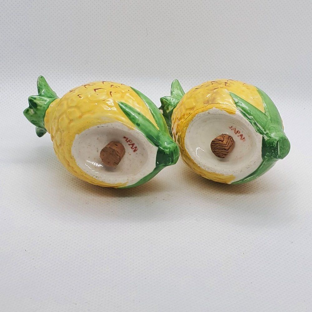 Vintage Salt & Pepper Shakers Pineapple Ceramic Japan - Picture 3 of 8